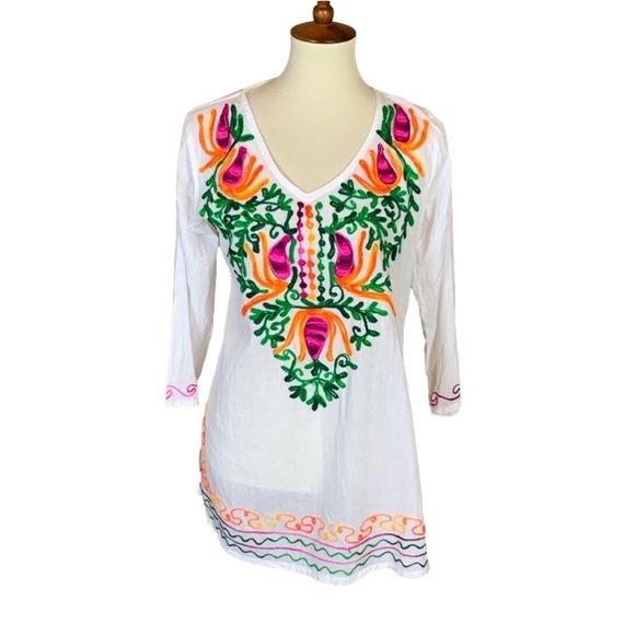 White swimsuit coverup with vibrant color satouche/ embroidery Size Medium - Picture 1 of 11
